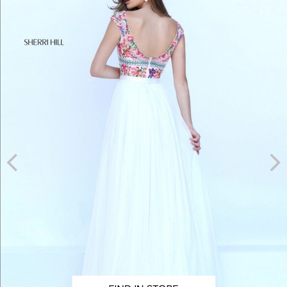 Sherri Hill Prom Dress - Picture 2 of 3